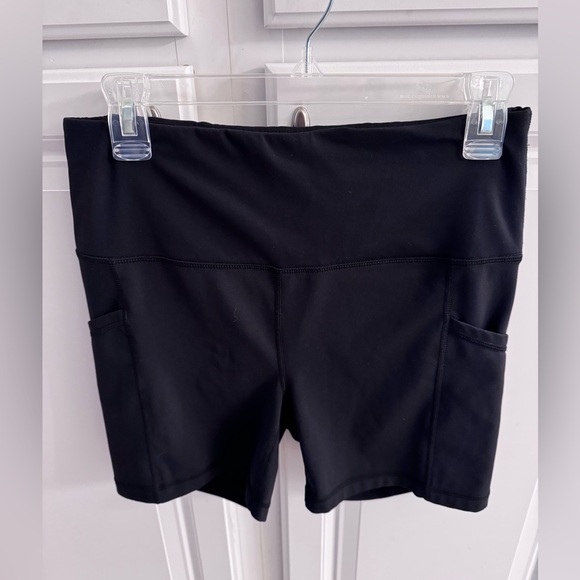 Yogalicious shorts size XL - Picture 1 of 7